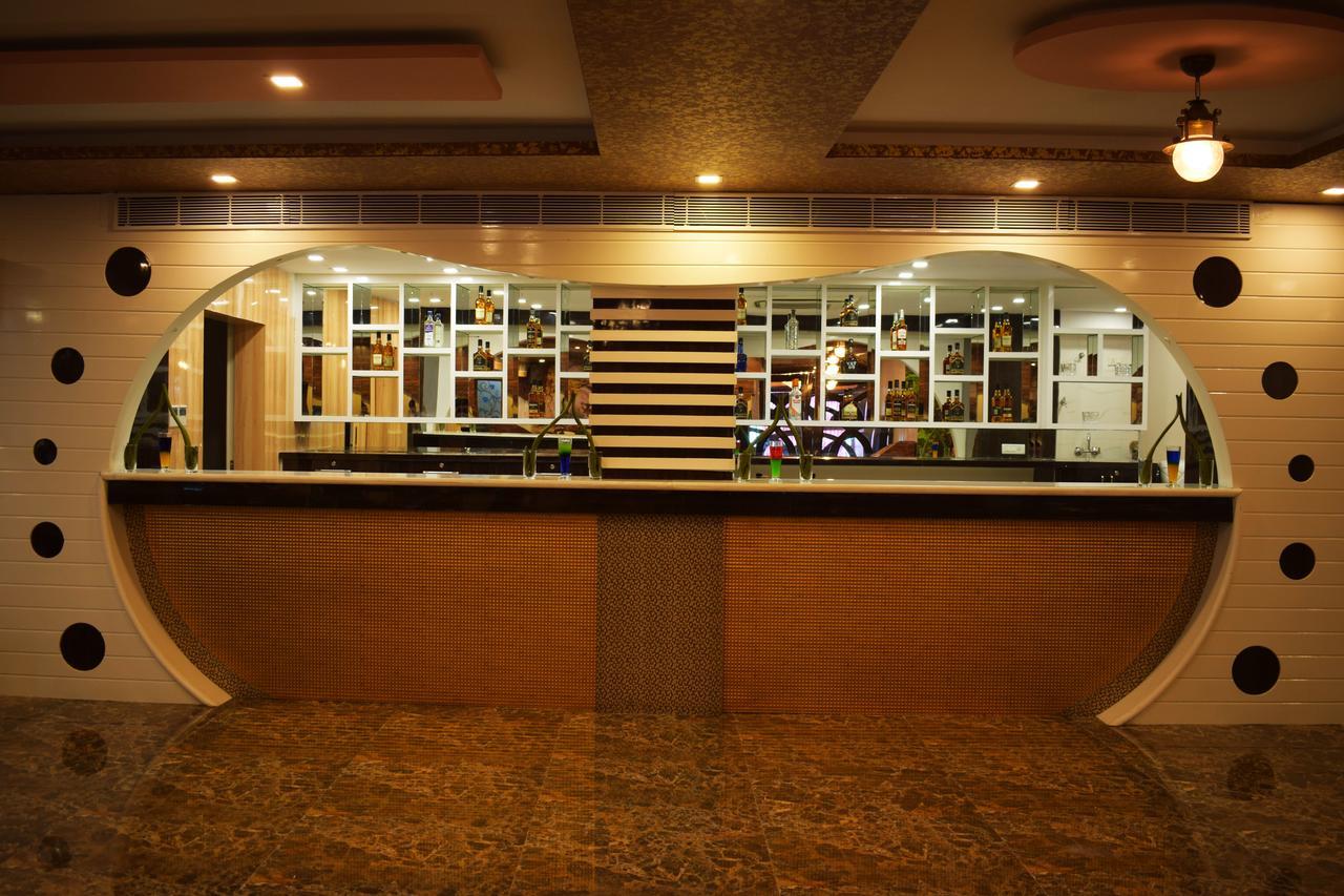 Hotel New Majestic Ádzsmir Kültér fotó